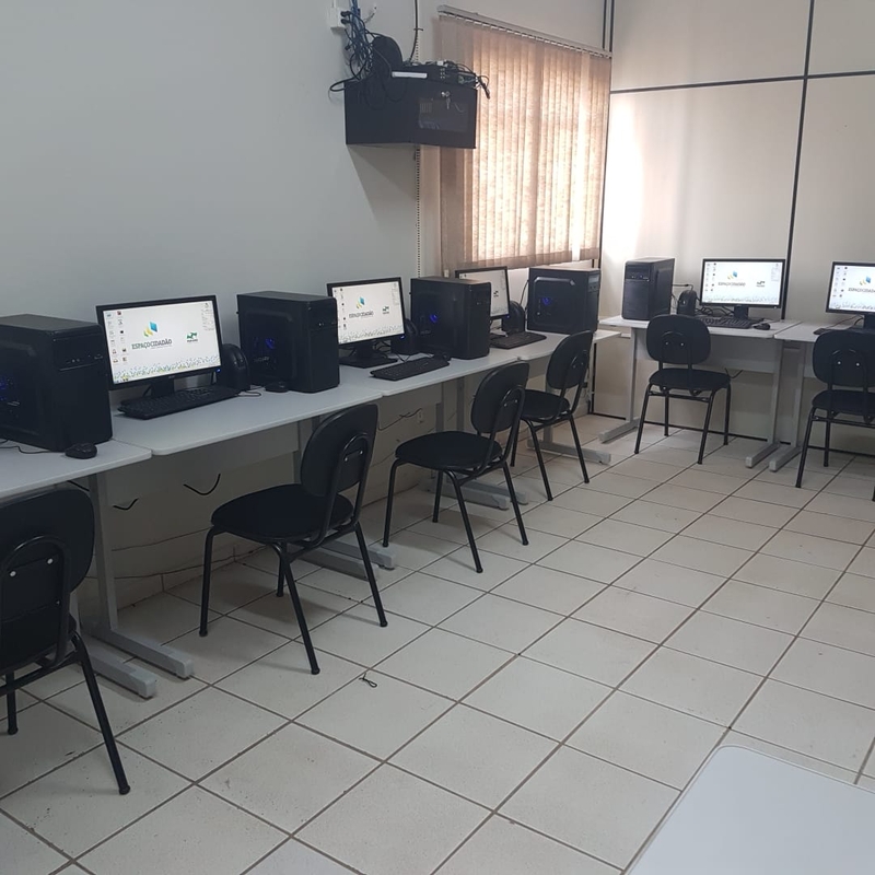 IMM inaugura telecentro em Penitenciária de Guarapuava